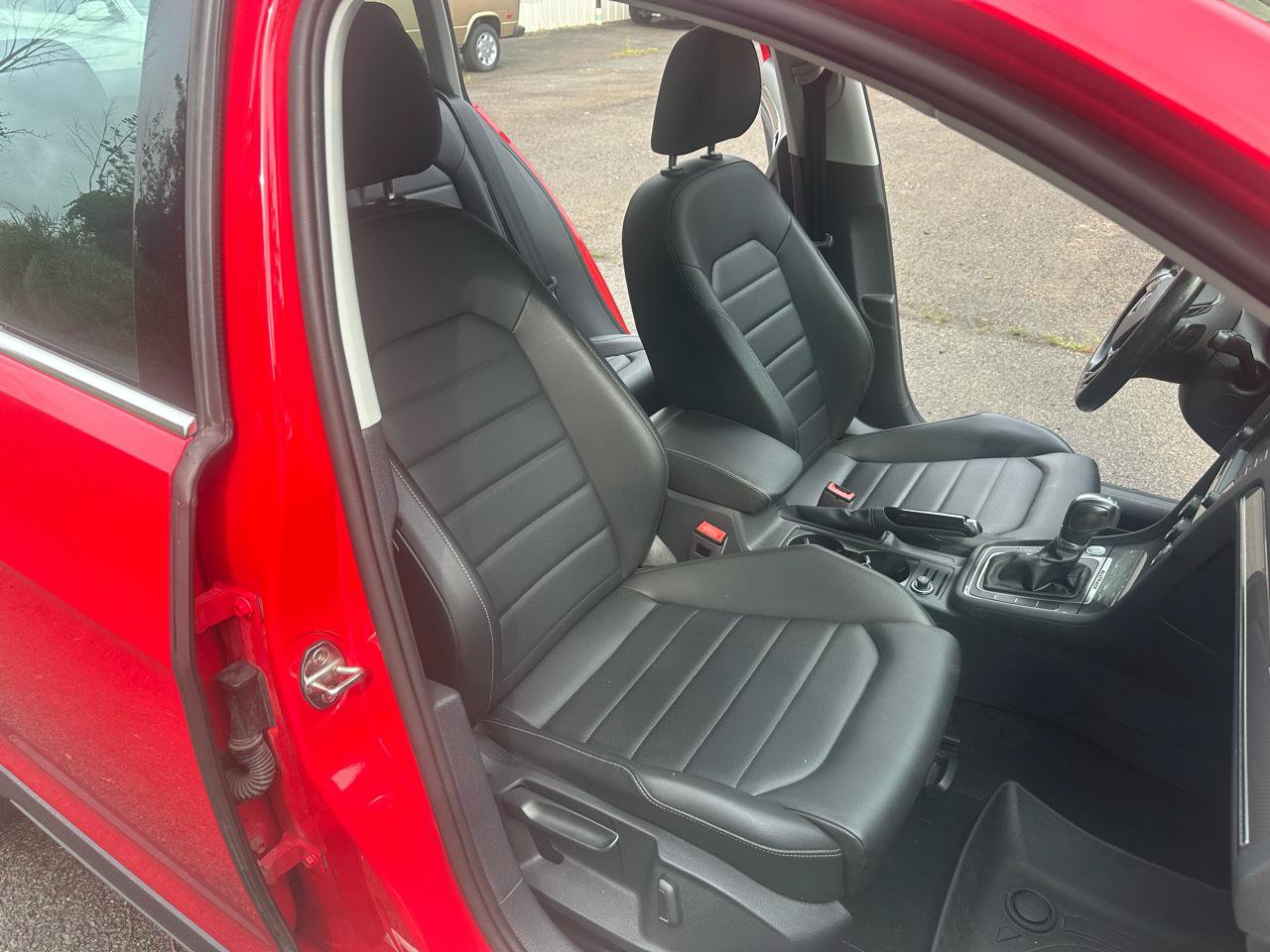 Used 2017 Volkswagen Golf Alltrack SEL AWD/4WD image 14