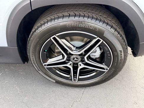 Used 2026 Mercedes-Benz GLB 250 image 9