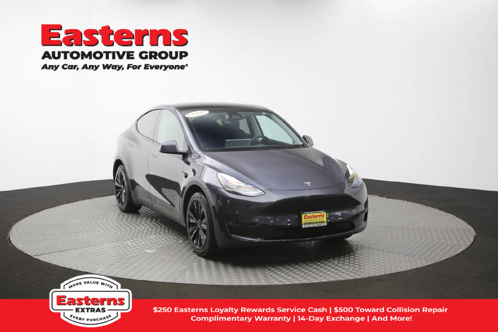Used 2024 Tesla Model Y Long Range AWD/4WD image 47