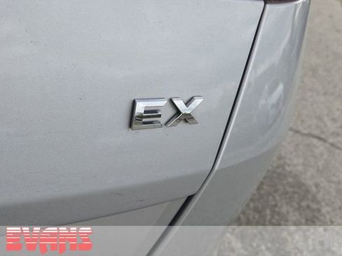Used 2020 Kia Sportage EX FWD image 3
