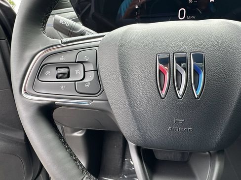 New 2026 Buick Envista Sport Touring w/ Convenience I Package FWD image 25