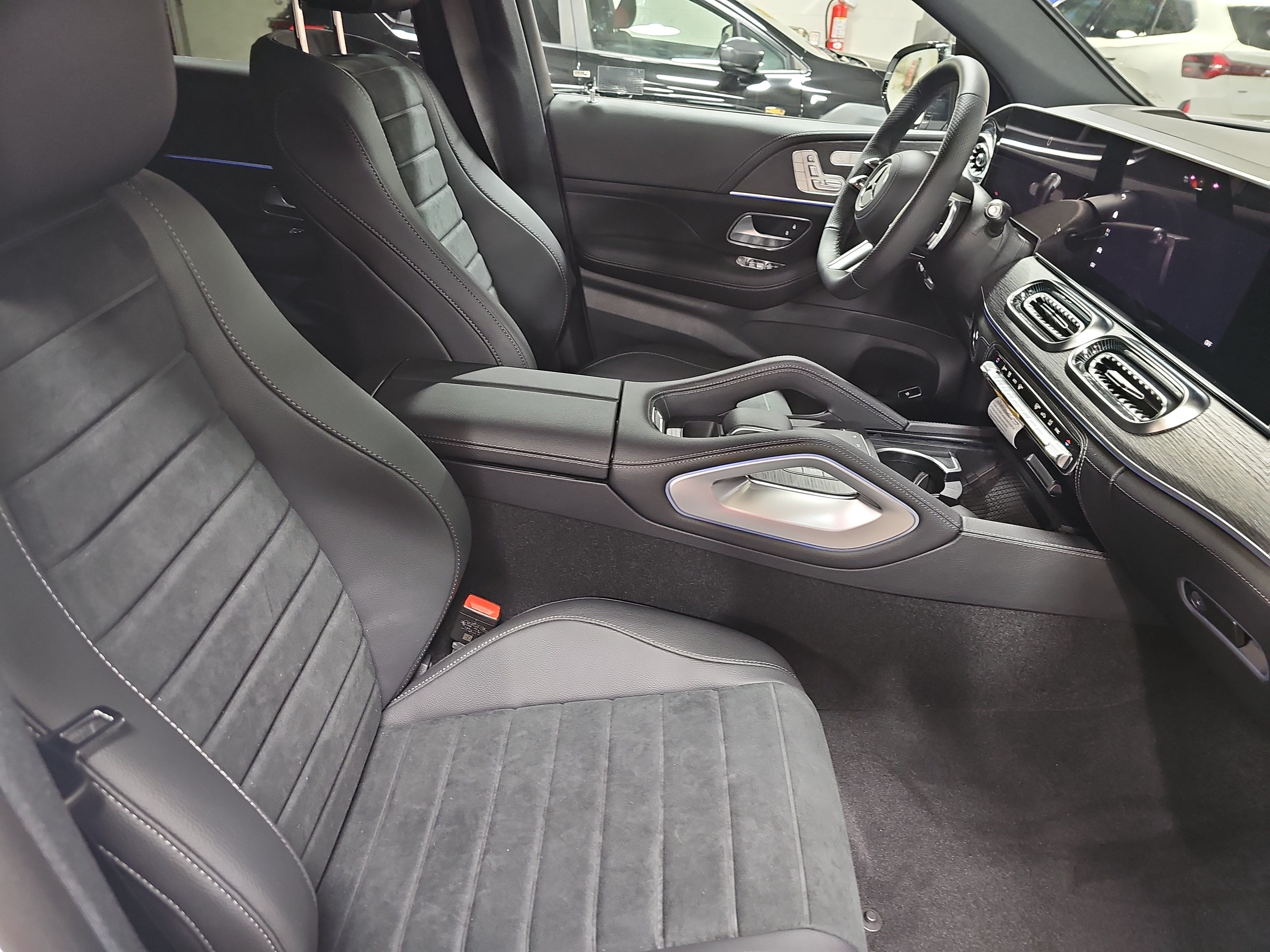 New 2027 Mercedes-Benz GLE 450 4MATIC Coupe image 10
