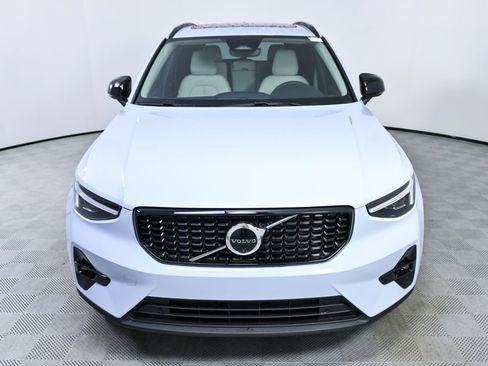 New 2026 Volvo XC40 B5 Plus w/ Protection Package Premier AWD/4WD image 34