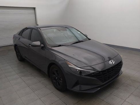 Used 2023 Hyundai Elantra SEL FWD image 13
