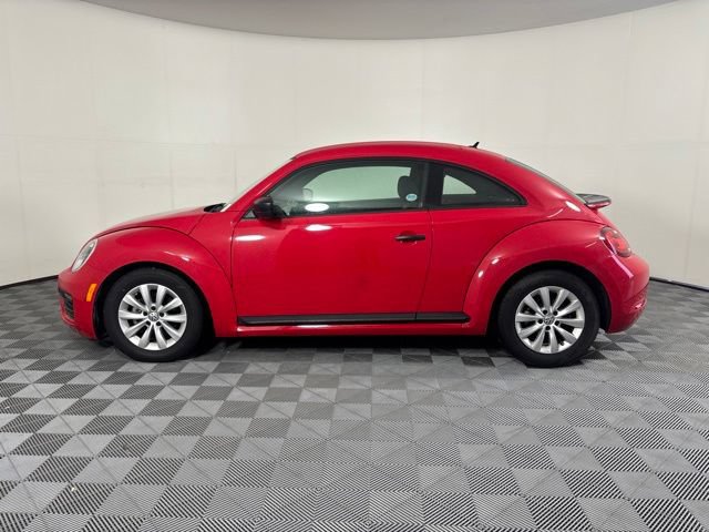 Used 2018 Volkswagen Beetle 2.0T S FWD image 35