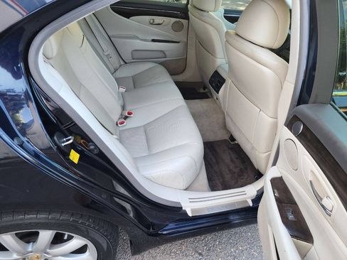 Used 2009 Lexus LS 460 RWD image 16