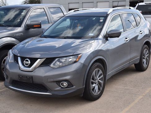 Used 2016 Nissan Rogue SL image 1