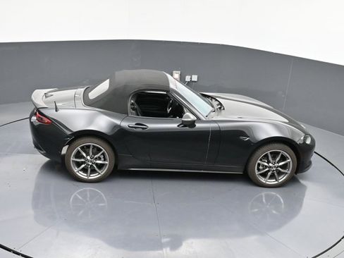 Used 2023 MAZDA MX-5 Miata Grand Touring w/ Weather Package image 34