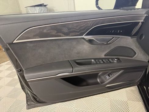 Certified 2025 Audi A8 L 3.0T AWD/4WD image 21