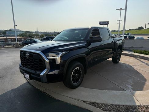 Used 2023 Toyota Tundra SR5 w/ TRD Off-Road Package AWD/4WD image 10
