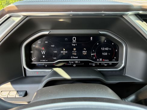 Used 2024 GMC Sierra 2500 Denali w/ Denali Reserve Package AWD/4WD image 32