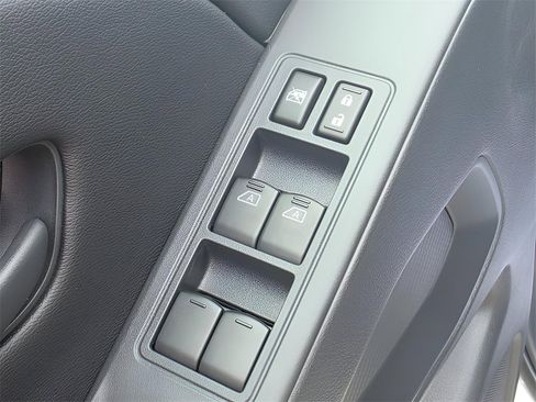 New 2026 Nissan Frontier S image 14