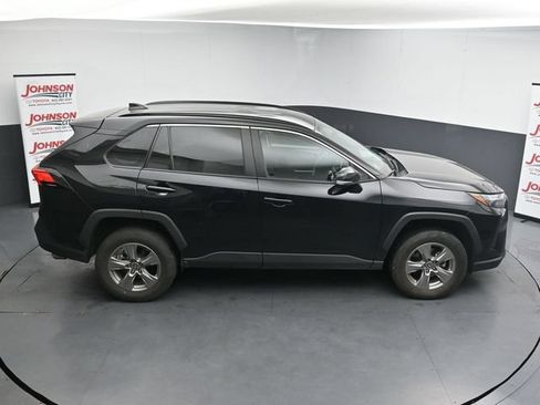 Used 2024 Toyota RAV4 XLE AWD/4WD image 17