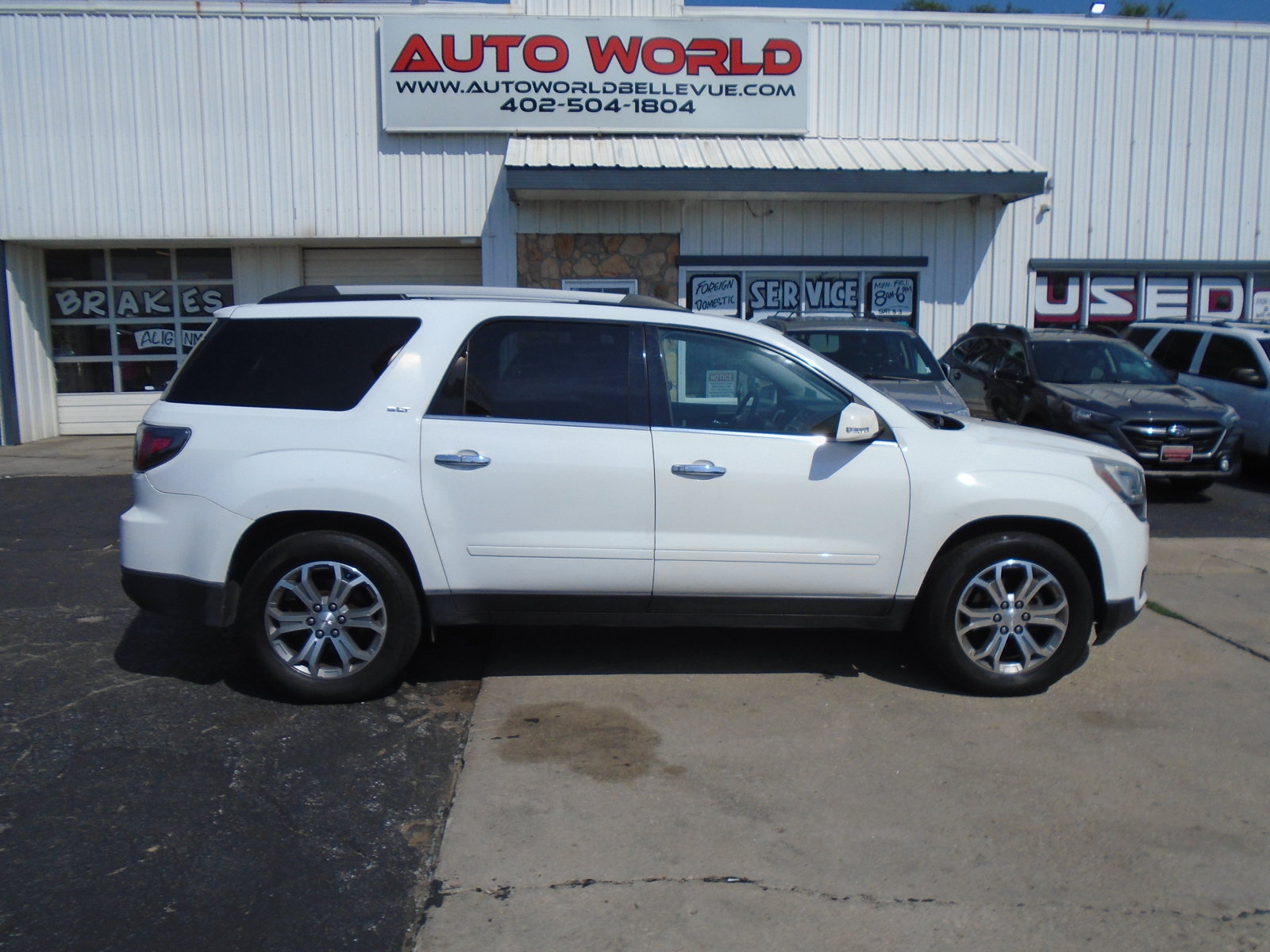 Used 2016 GMC Acadia SLT AWD/4WD image 1