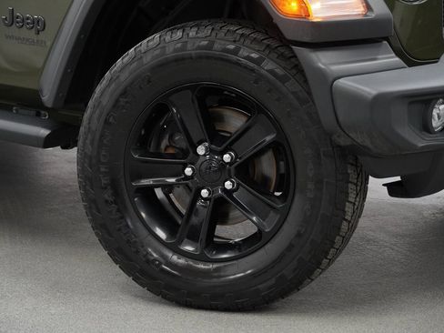 Certified 2021 Jeep Wrangler Unlimited Sport image 4