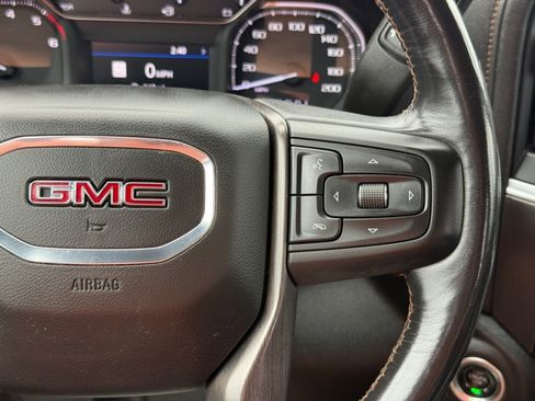 Used 2021 GMC Sierra 1500 AT4 w/ AT4 Preferred Package AWD/4WD image 13