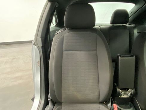 Used 2014 Volkswagen Beetle 1.8T image 22