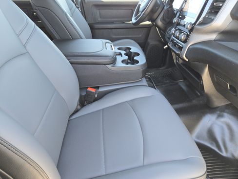 New 2026 RAM 2500 Tradesman w/ Chrome Appearance Group image 12