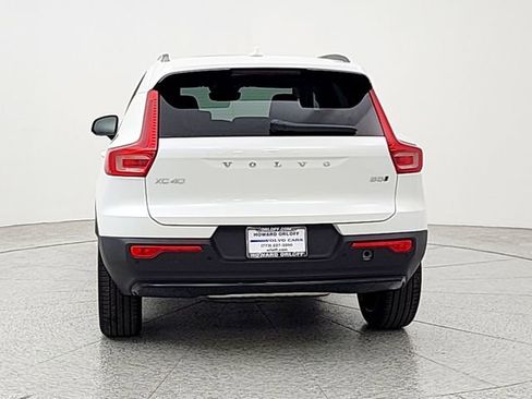 New 2026 Volvo XC40 B5 Plus w/ Protection Package Premier AWD/4WD image 6