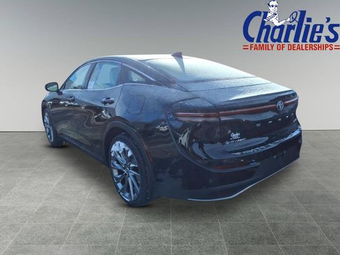 New 2026 Toyota Crown Limited image 4