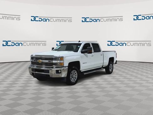 Used 2016 Chevrolet Silverado 3500 LT w/ LT Convenience Package AWD/4WD image 5