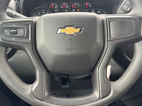 Used 2020 Chevrolet Silverado 1500 Custom w/ Custom Value Package AWD/4WD image 16