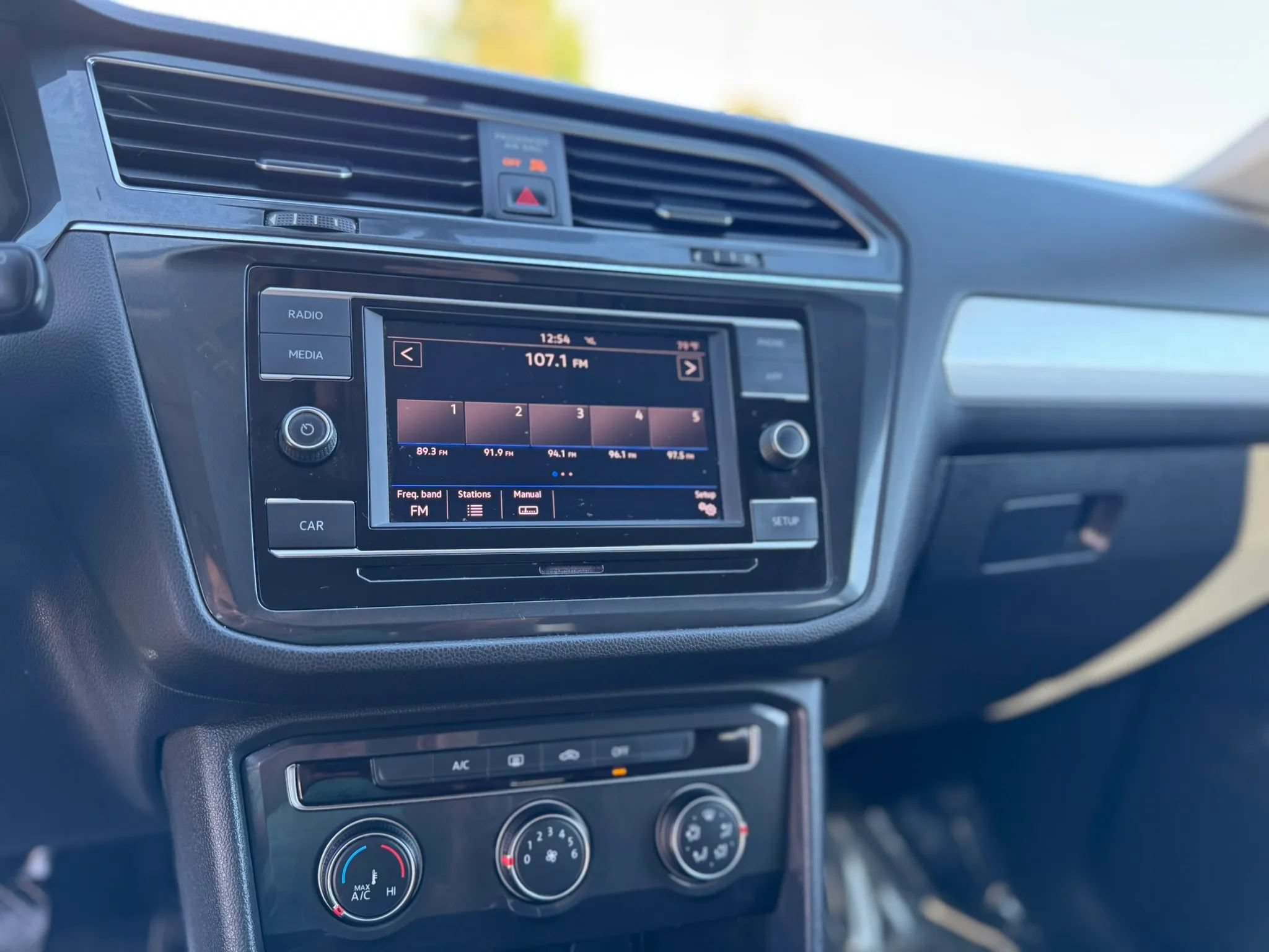 Used 2019 Volkswagen Tiguan S w/ Driver Assistance Package FWD image 18