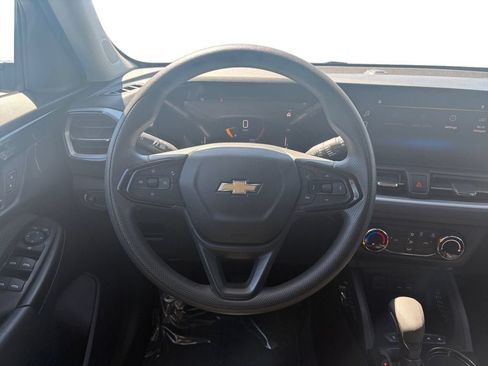 Certified 2024 Chevrolet TrailBlazer LS FWD image 13