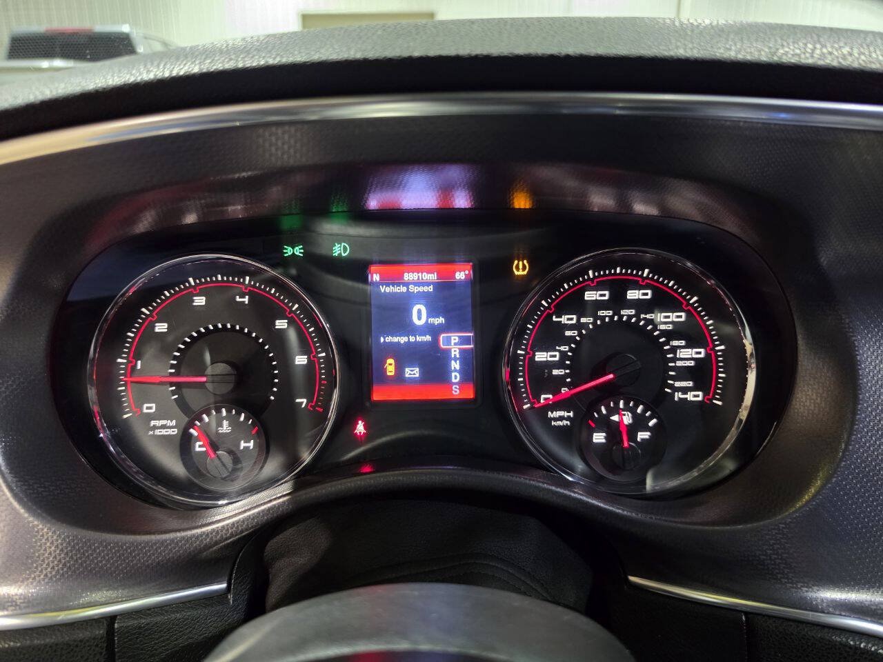 Used 2014 Dodge Charger SXT w/ Blacktop Package RWD image 35
