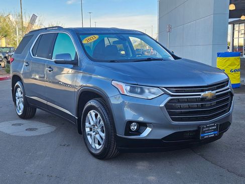 Used 2021 Chevrolet Traverse LT w/ LPO, Floor Liner Package image 7