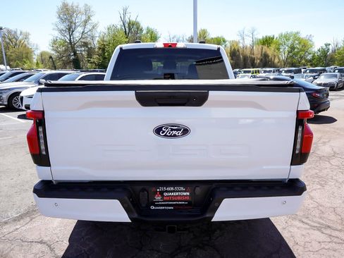Used 2024 Ford F150 Lightning XLT AWD/4WD image 5