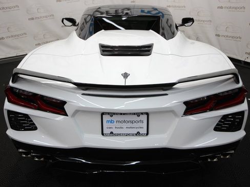 Used 2021 Chevrolet Corvette Stingray Preferred Conv w/ Z51 Performance Package RWD image 7