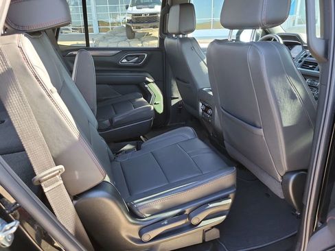 Used 2024 Chevrolet Tahoe RST w/ Luxury Package image 28