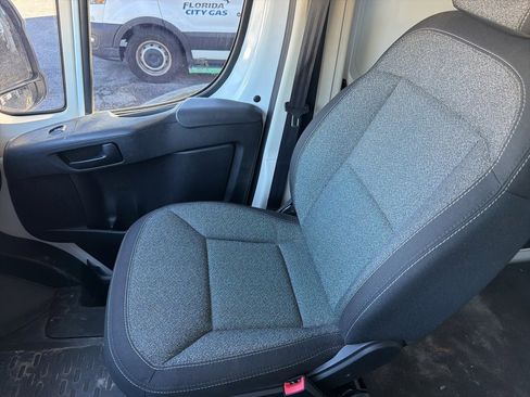 Used 2022 RAM ProMaster 2500 image 11