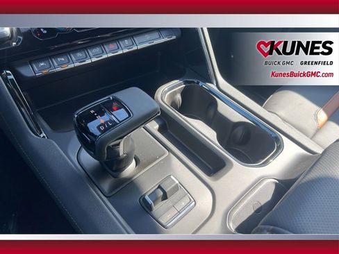 New 2026 GMC Sierra 1500 AT4 w/ AT4 Premium Package AWD/4WD image 27