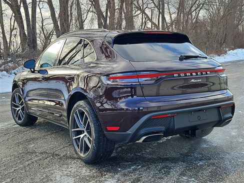 New 2026 Porsche Macan image 3