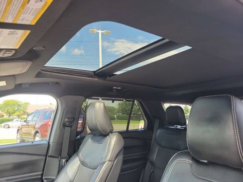 Used 2020 Ford Explorer ST w/ ST Street Pack AWD/4WD image 18