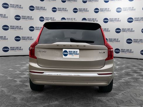 Certified 2024 Volvo XC90 B6 Plus w/ Protection Package image 4