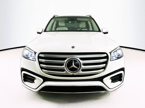 Used 2026 Mercedes-Benz GLS 450 GLS 450 image 2