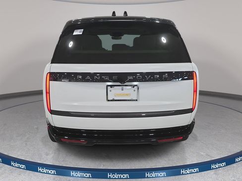 Used 2025 Land Rover Range Rover SE AWD/4WD image 7