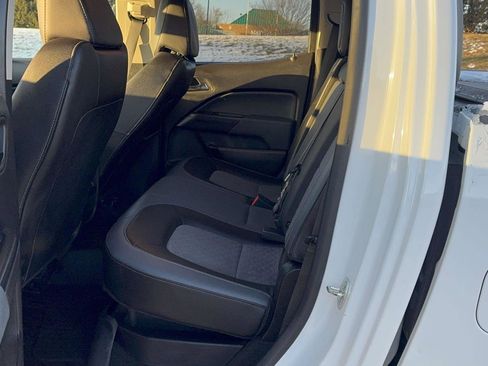 Used 2017 Chevrolet Colorado Z71 image 18