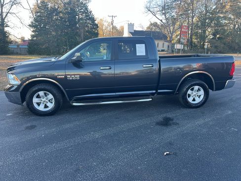 Used 2017 RAM 1500 Classic SLT image 14