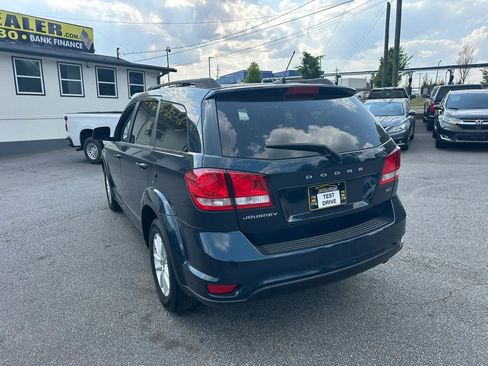 Used 2013 Dodge Journey SXT FWD image 7