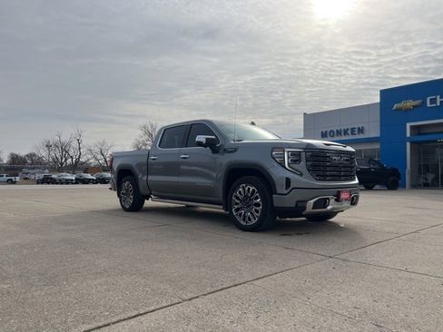 Used 2024 GMC Sierra 1500 Denali Ultimate image 1