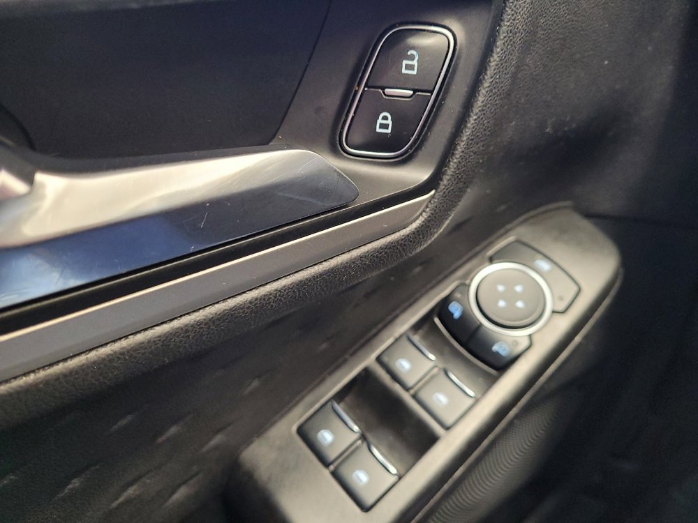 Used 2020 Ford Escape SE FWD image 27