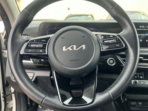 Used 2025 Kia Seltos S image 29