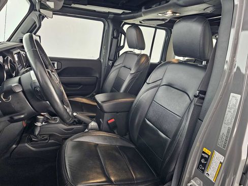Used 2021 Jeep Wrangler Unlimited Sahara image 21