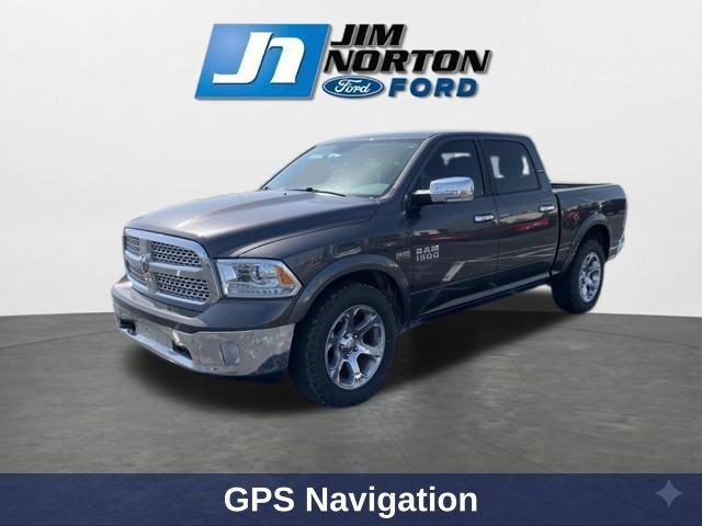 Used 2017 RAM 1500 Laramie w/ Convenience Group AWD/4WD image 3