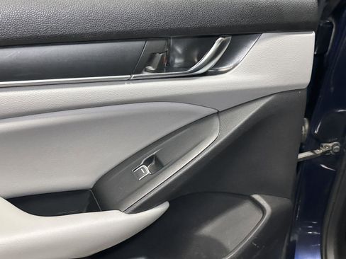 Used 2020 Honda Accord LX image 30