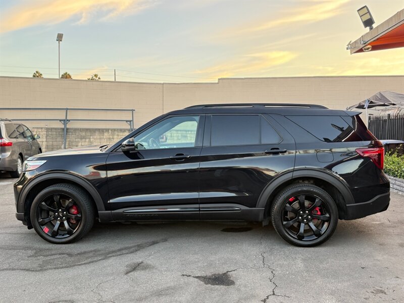 Used 2020 Ford Explorer ST w/ ST Street Pack AWD/4WD image 8